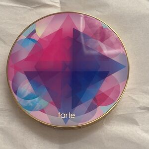 Tarte Geometric Compact with Pink and Blue Design